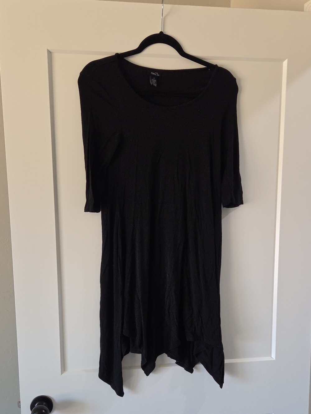 Rue21 Black Scoop Neck Tunic Top